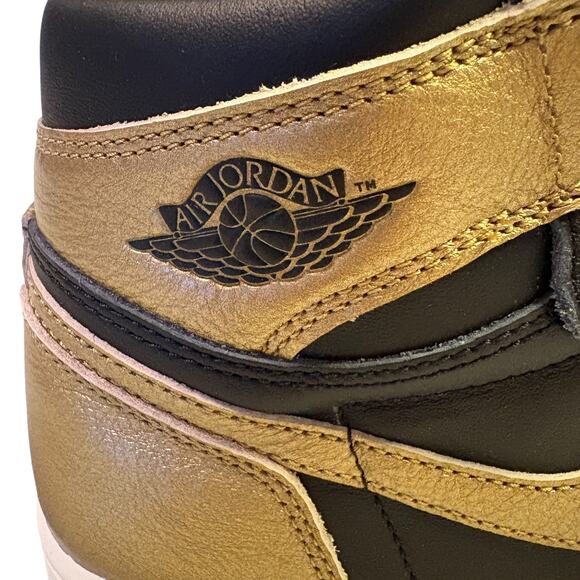 Nike Air Jordon 1 Retro High OG Sz 7Y / 8.5 Women DZ5485-01 - Picture 6 of 8